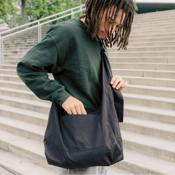 Black Large Slouchy Shoulder Bag - Picture 7 of 7